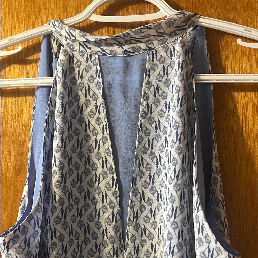 Rose & Olive Light Blue Printed Halter Camisole - Picture 9 of 10